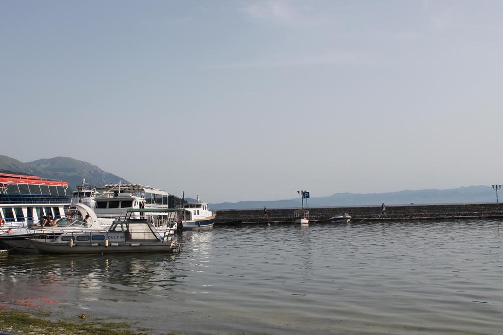 奥赫里德特佩斯基旅馆酒店 外观 照片